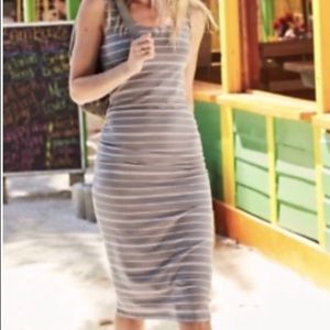 Athleta bodycon dress with gathered sides. Medium